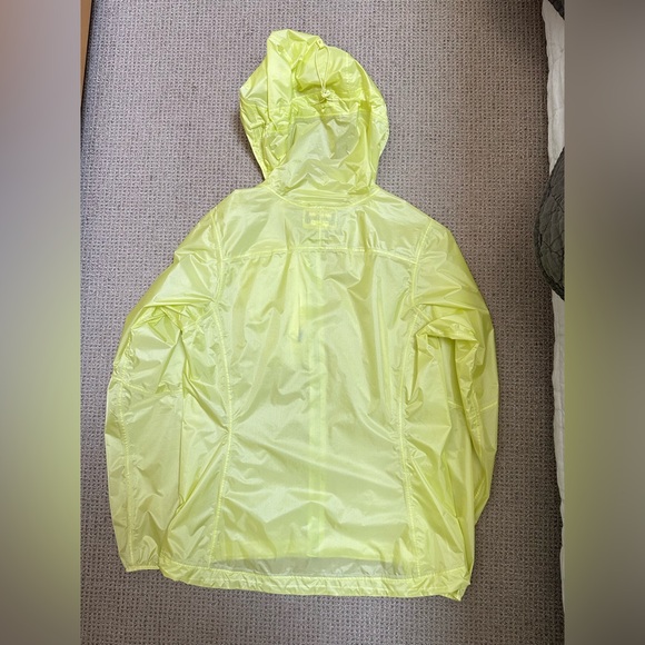 Patagonia Transparent Neon Rainshell - Picture 2 of 4
